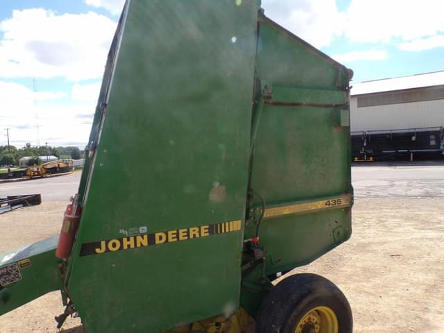 Image of John Deere 435 equipment image 3