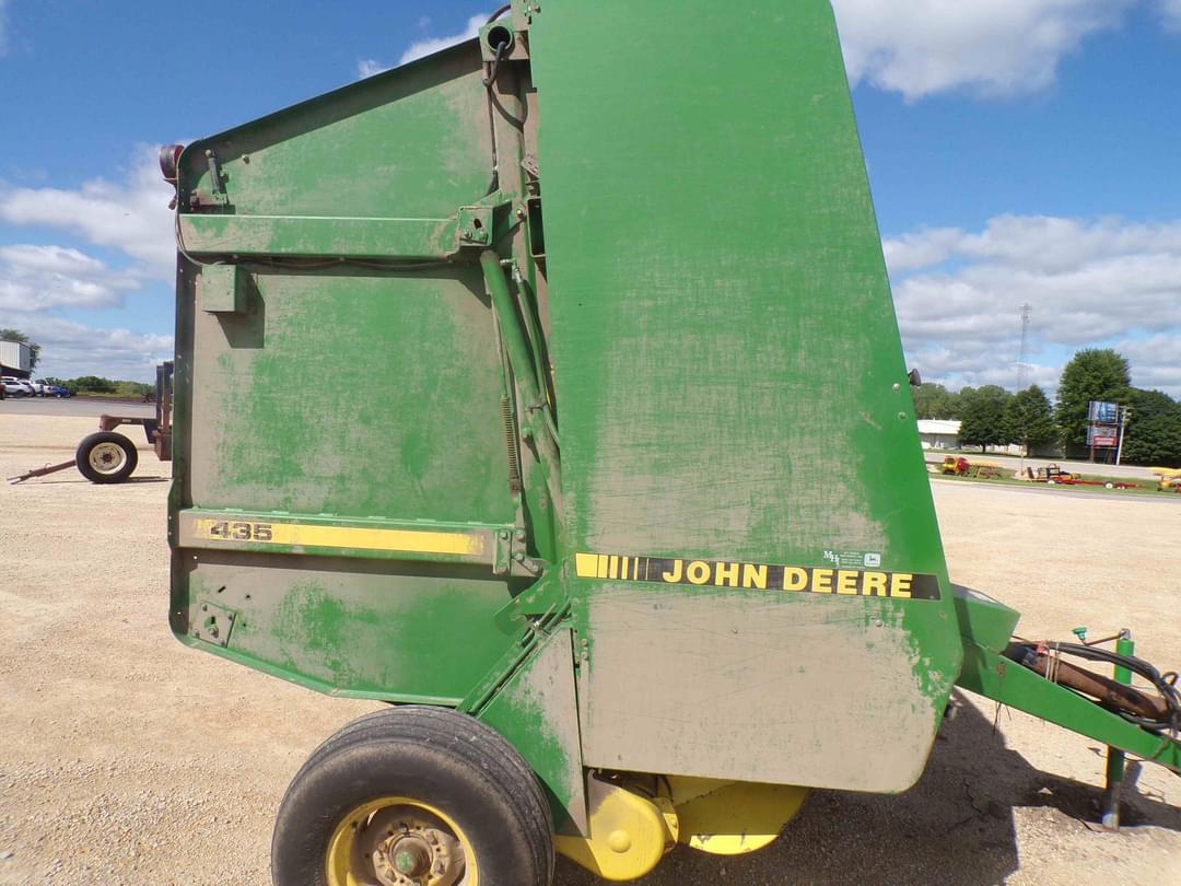 Image of John Deere 435 Primary image