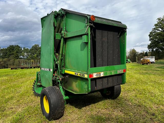 Image of John Deere 435 equipment image 3