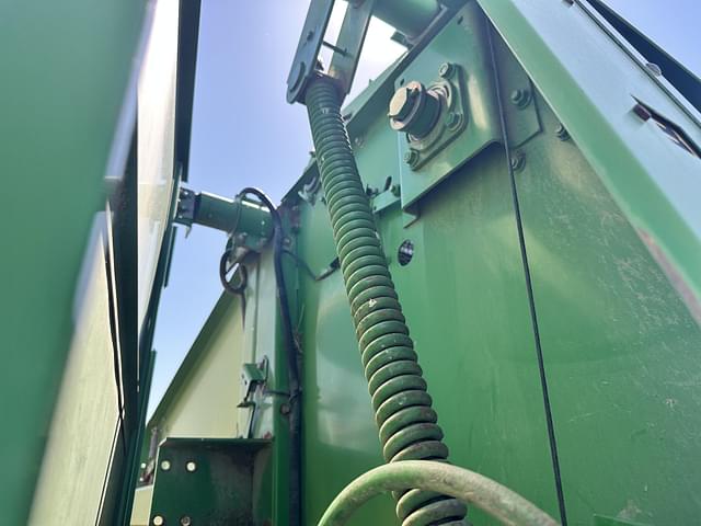 Image of John Deere 435 equipment image 3