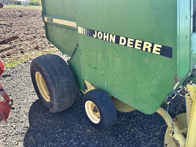 Image of John Deere 435 equipment image 1