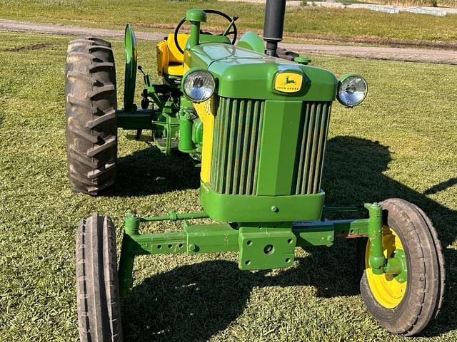 Image of John Deere 435 equipment image 2