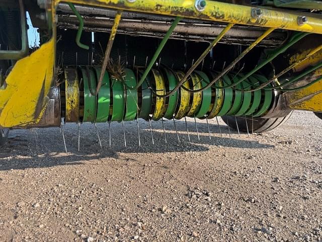 Image of John Deere 435 equipment image 4