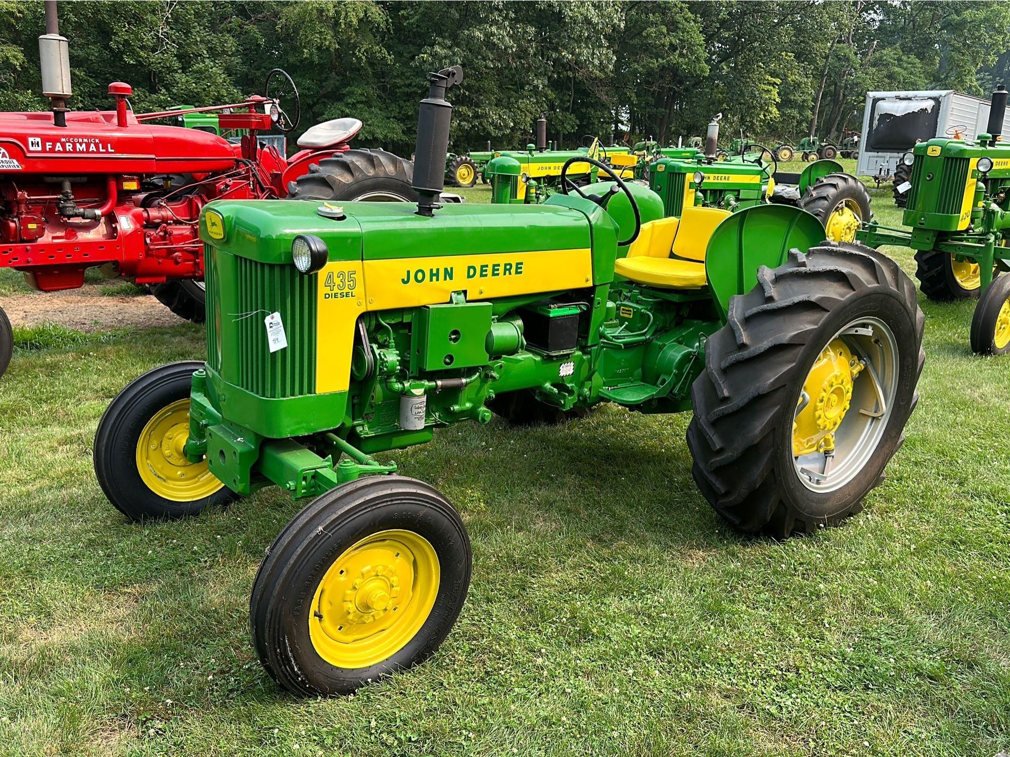 Main image John Deere 435