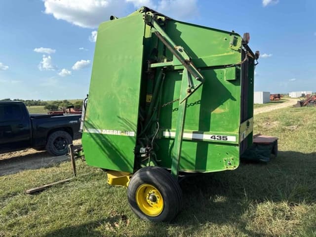 Image of John Deere 435 equipment image 3