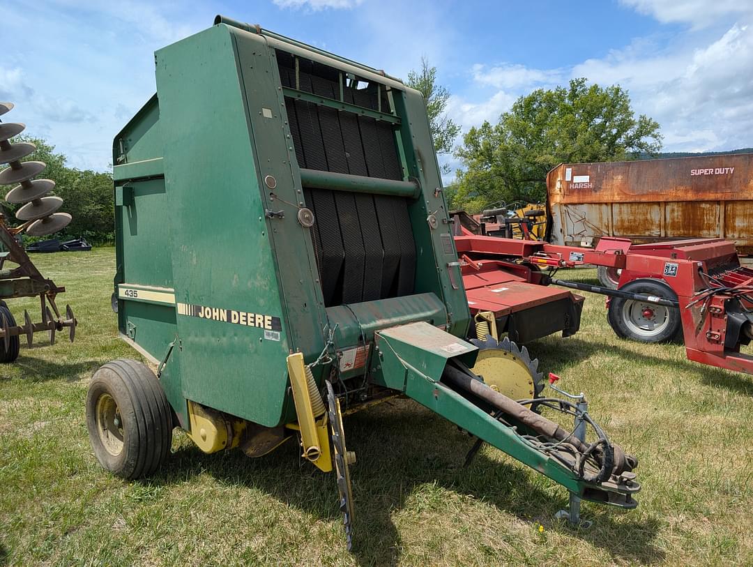 Image of John Deere 435 Primary image