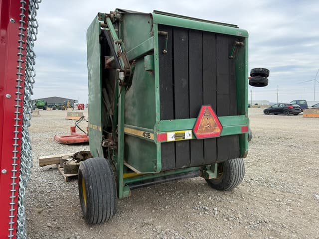 Image of John Deere 435 equipment image 2