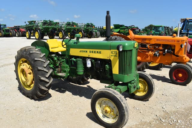 Image of John Deere 435 equipment image 2