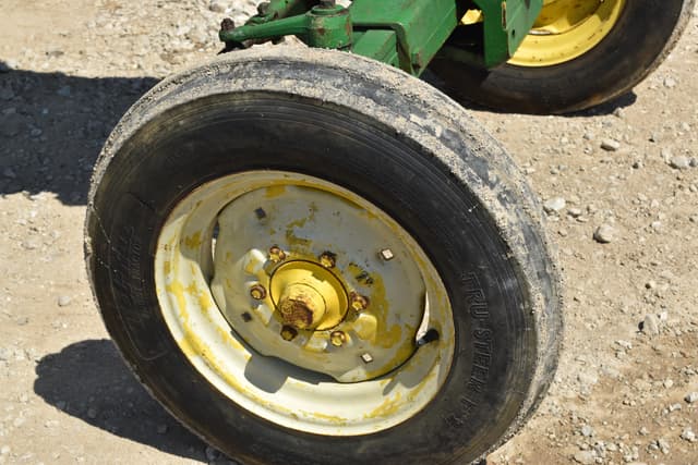 Image of John Deere 435 equipment image 4