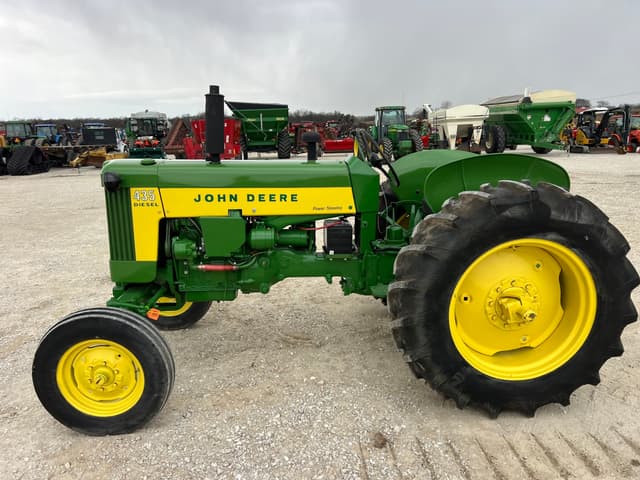 Image of John Deere 435 equipment image 2