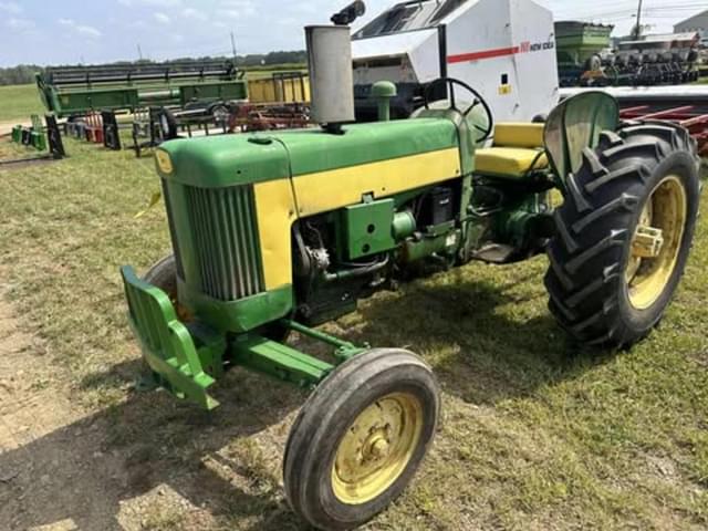 Image of John Deere 435 equipment image 1