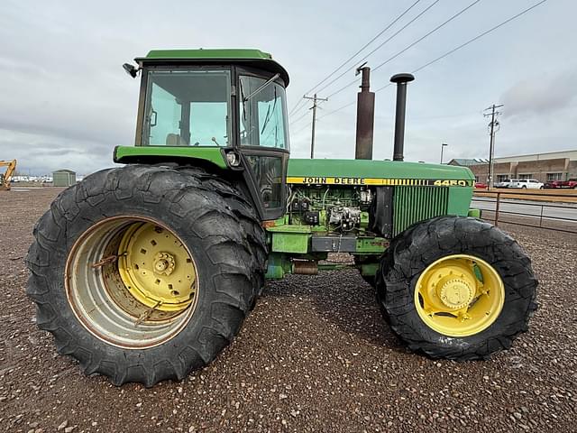 Image of John Deere 4350 equipment image 2