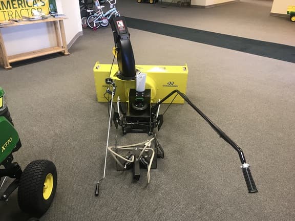 Image of John Deere 44" Snowblower equipment image 2