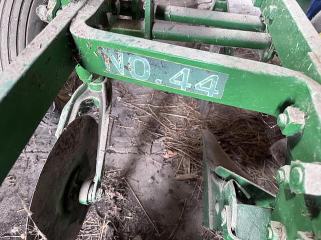 Image of John Deere 44 equipment image 3