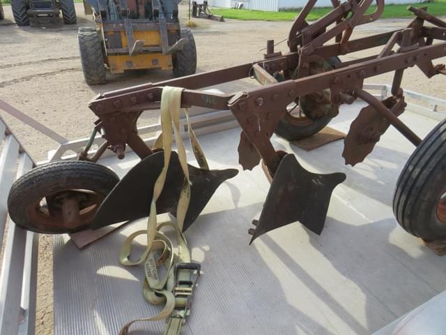 Image of John Deere 44 equipment image 3