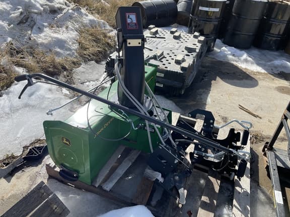 Image of John Deere 44" Snowblower Image 0