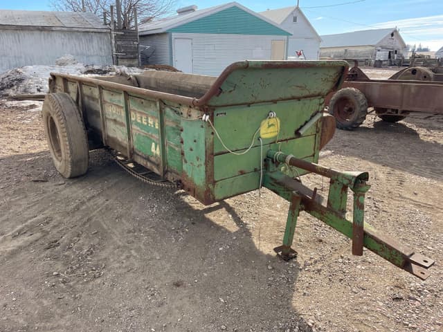 Image of John Deere 44 equipment image 2