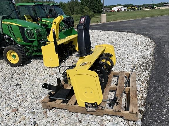 Image of John Deere 44" Snowblower equipment image 1