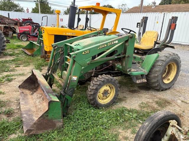 Image of John Deere 440 equipment image 1