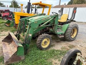 John Deere 440 Image