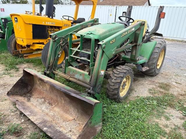 Image of John Deere 440 equipment image 2