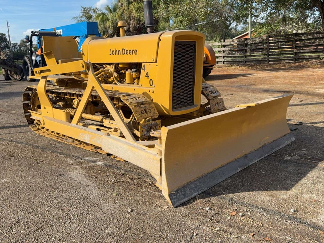 Image of John Deere 440 Primary image