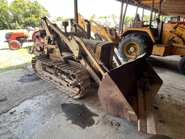 Image of John Deere 440 equipment image 2