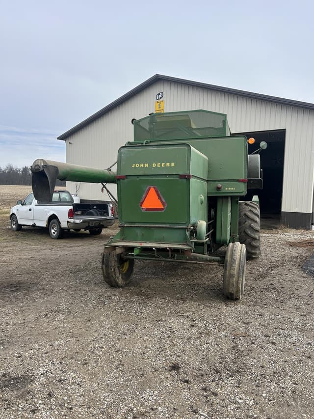 Image of John Deere 4400 equipment image 3