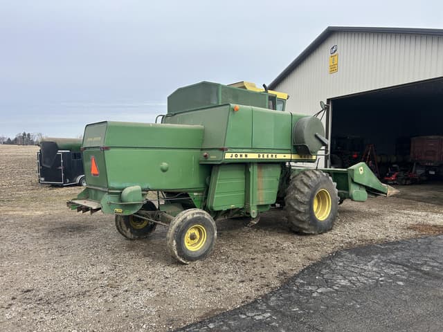 Image of John Deere 4400 equipment image 1