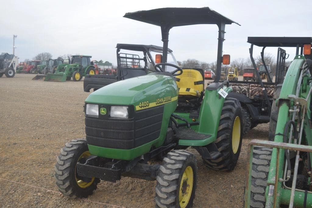 Image of John Deere 4400 Primary image