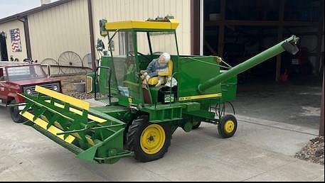 Image of John Deere 4400 equipment image 1