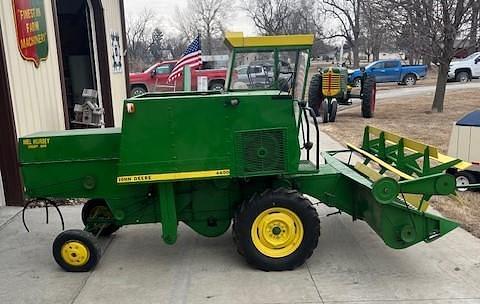 Image of John Deere 4400 equipment image 3
