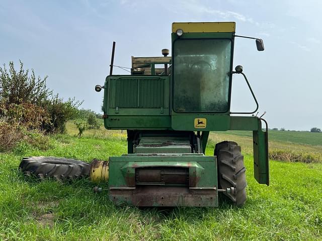 Image of John Deere 4400 equipment image 1