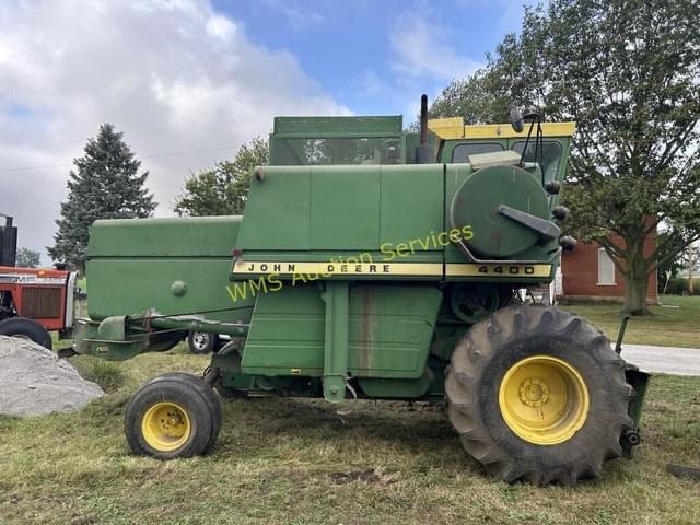 Image of John Deere 4400 equipment image 4