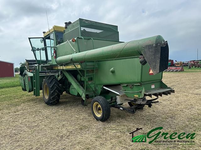 Image of John Deere 4400 equipment image 2