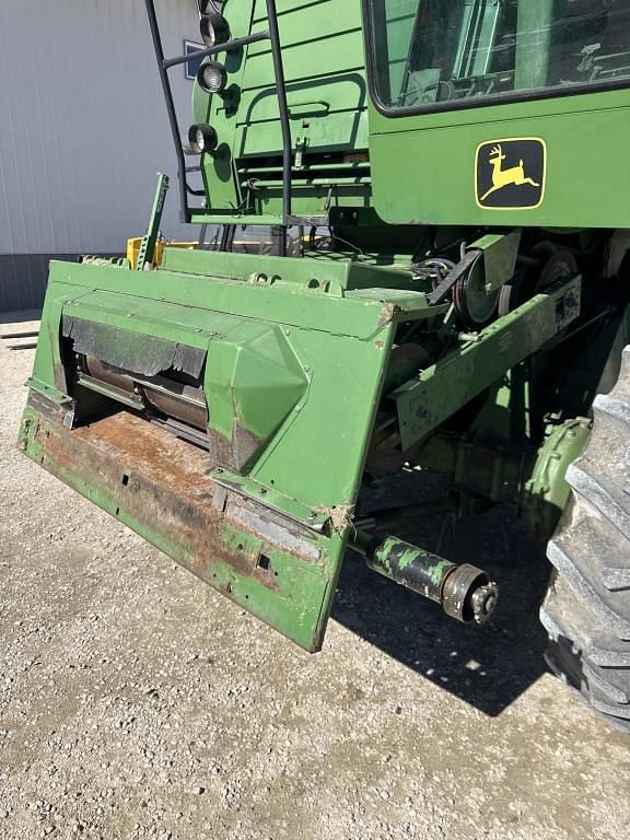 Image of John Deere 4400 equipment image 1