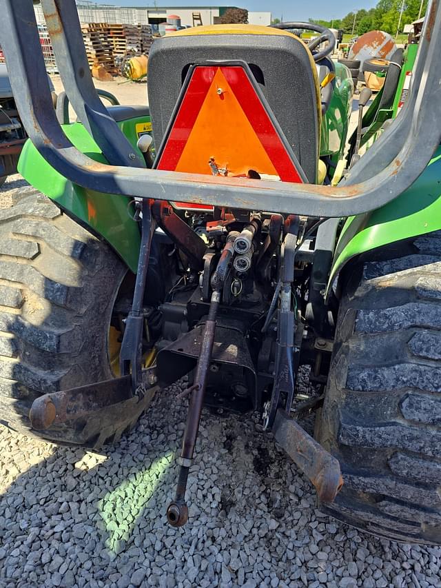 Image of John Deere 4400 equipment image 4