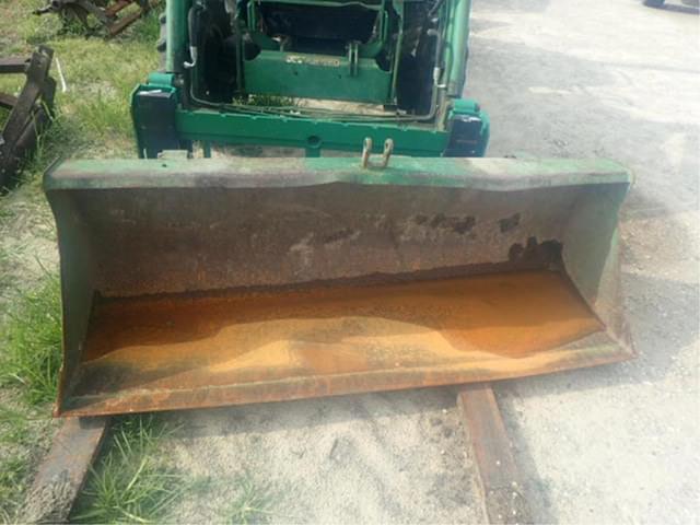 Image of John Deere 4400 equipment image 4