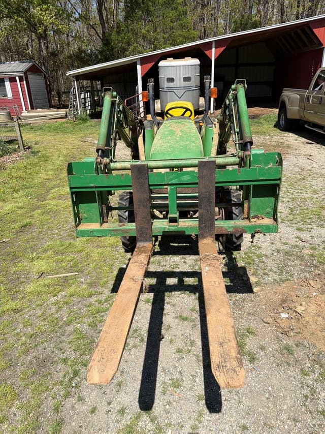 Image of John Deere 4400 equipment image 2
