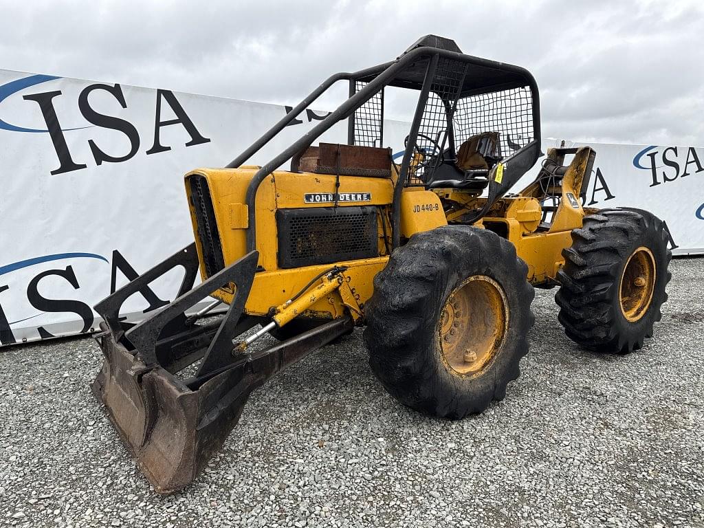 Image of John Deere 440B Primary image