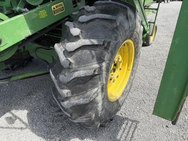 Image of John Deere 4420 equipment image 2