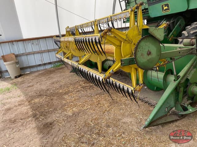 Image of John Deere 4420 equipment image 2