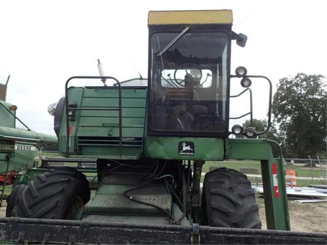 Image of John Deere 4420 equipment image 2