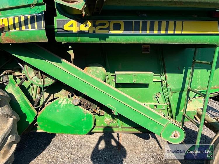 Main image John Deere 4420 19