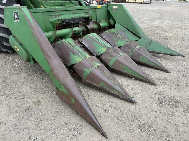 Image of John Deere 443 equipment image 2