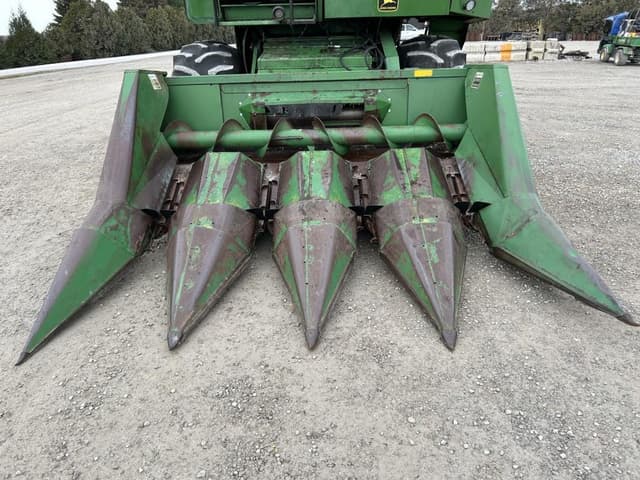 Image of John Deere 443 equipment image 1