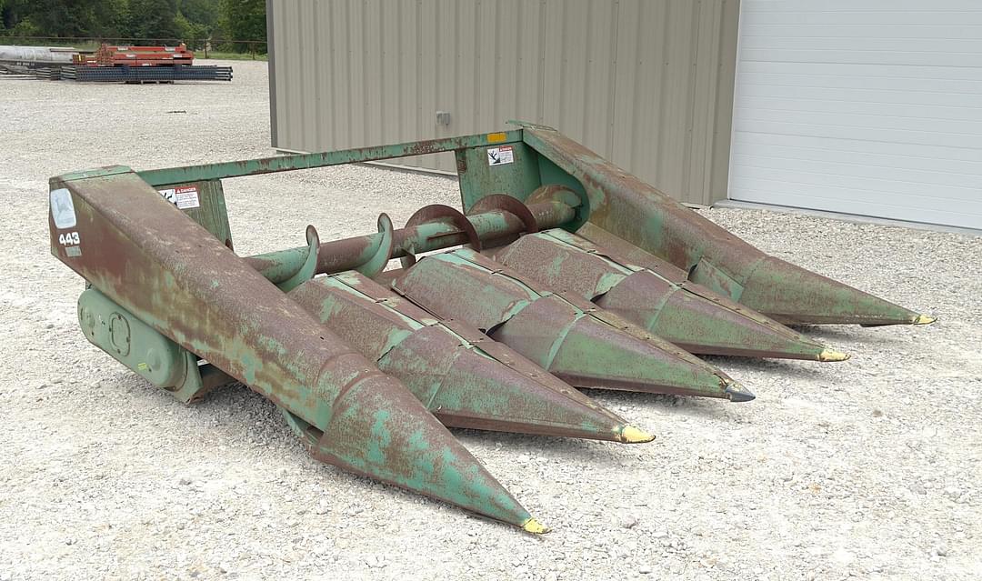 Image of John Deere 443 Primary image