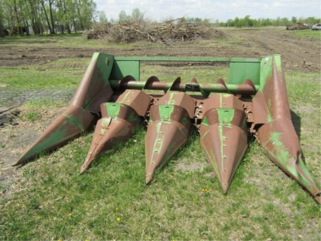 Image of John Deere 443 Primary image