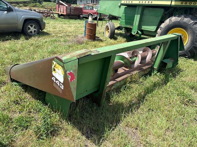Image of John Deere 443 equipment image 2