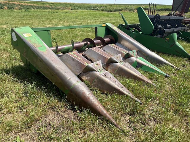 Image of John Deere 443 equipment image 1